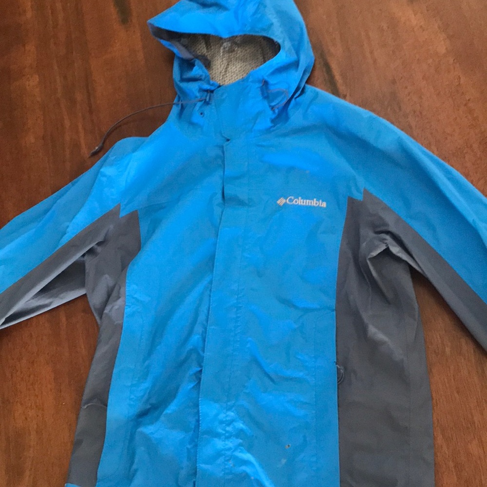 Columbia Rain Coat